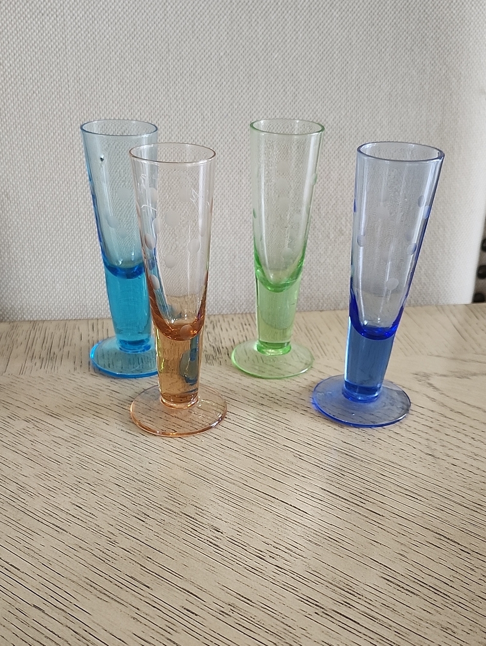 Delicate Shot Glass Set